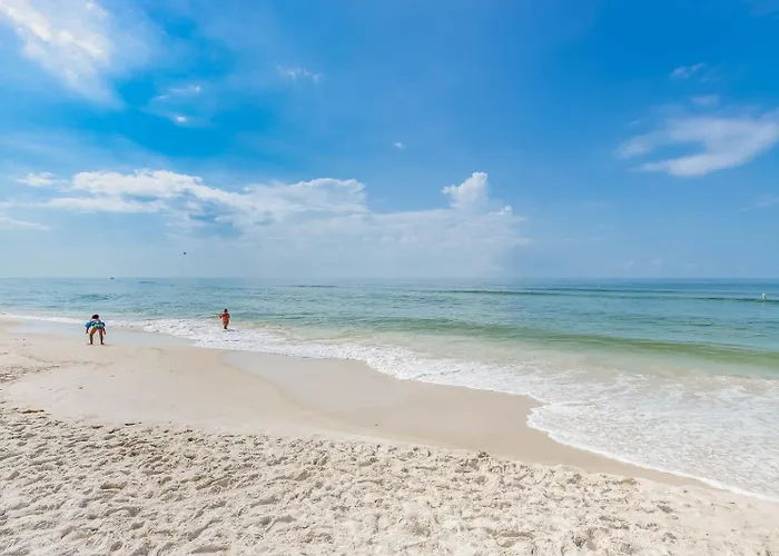 Apartment Island Winds West 170